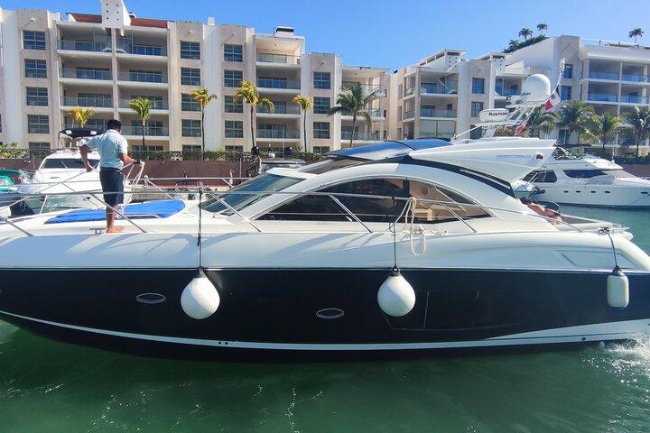 Luxury Sunseeker 50 - 6 hs Cancun - Isla Mujeres (MagicSea-SS)