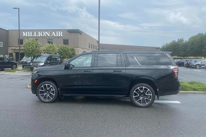 Luxury SUV Airport Transfer | JFK, LGA & EWR | 24/7 Chauffeur