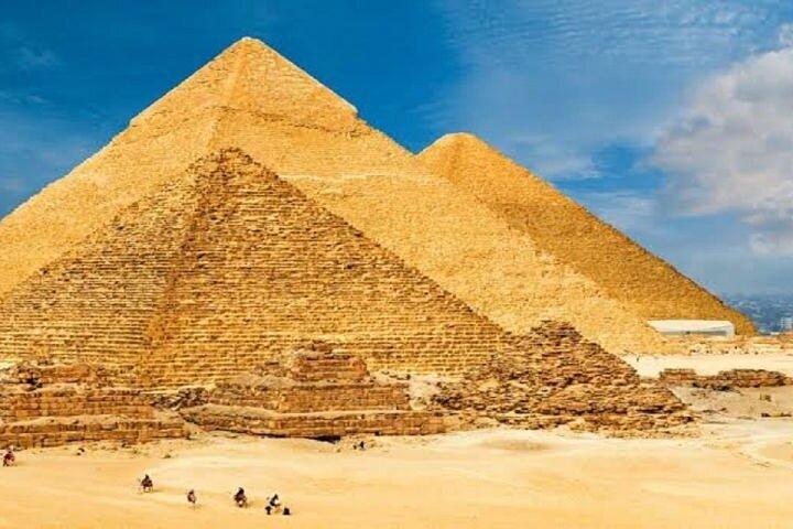 Shared Full Day Tour to Giza Pyramids from Giza