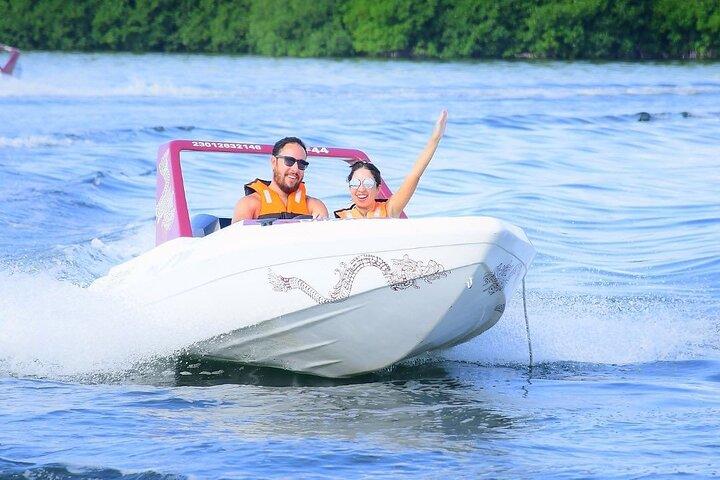 Exciting Speedboat Guided Tour in Cancun!