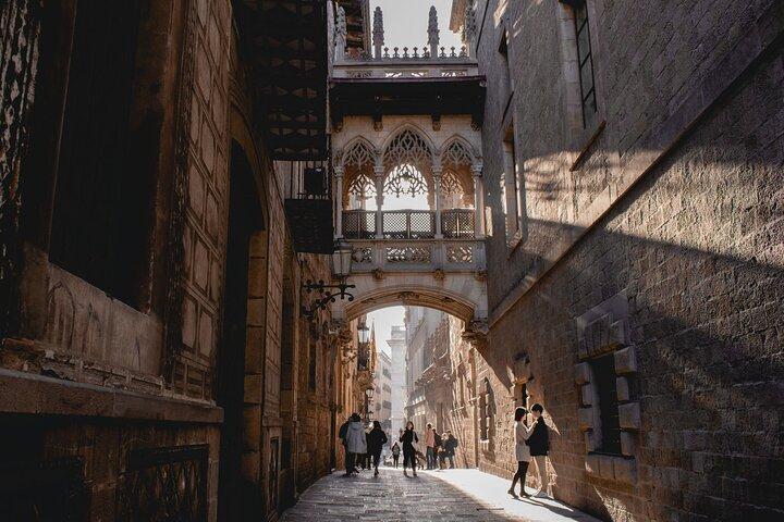 Barcelona Discoveries Private Tour