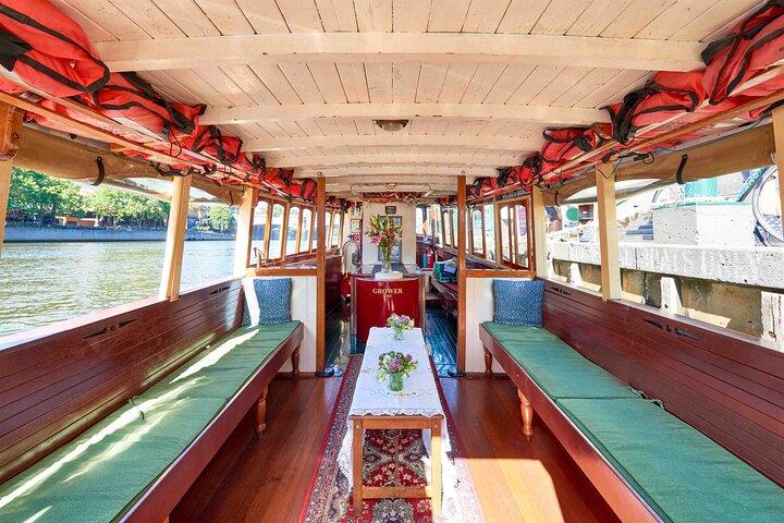 1 Hour Sight seeing Melbourne River Cruise on historic vessel