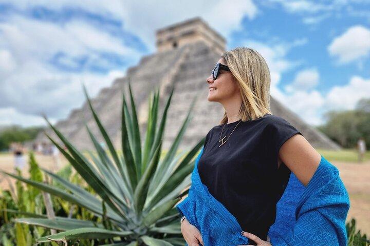 Chichen Itza, Cenote & Valladolid Tour with Tequila and Lunch