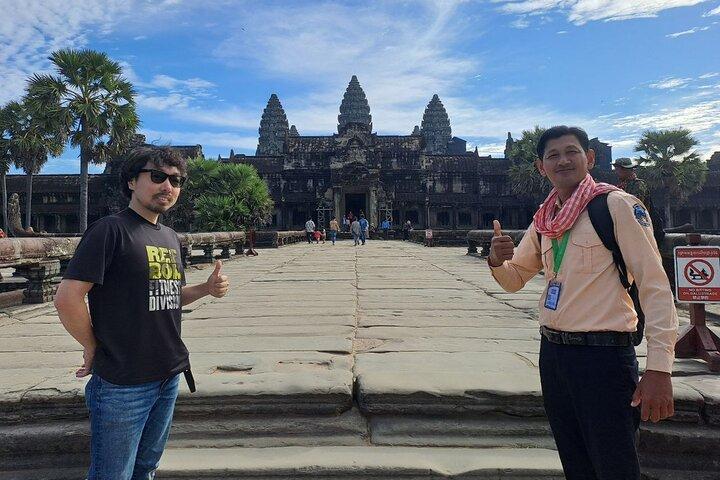 Angkor Temple Tour with Sunset - Small Group