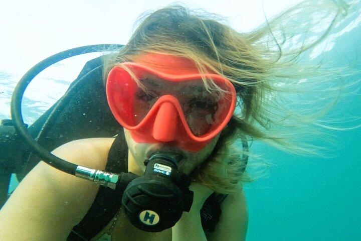 Full Day PADI Discover Scuba Diving Course in Al Dana Island