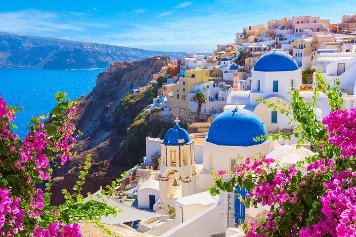 Santorini's Iconic Villages: Oia, Imerovigli & Firostefani