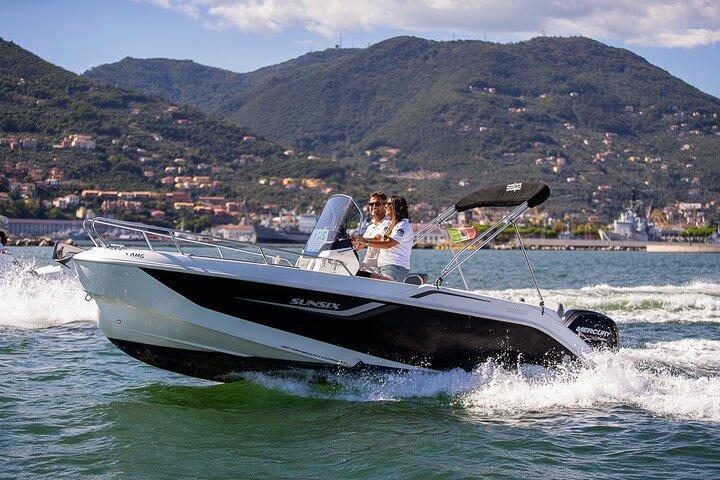 Private Boat Tour Cinque Terre and Portovenere - Sunsix