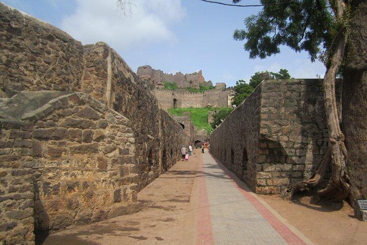 Cult Immersions 3 - Golkonda Fort & Qutb Shahi Tombs Tour 4 hrs