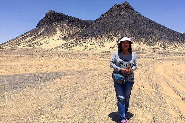 White & Black Desert Marvels and Bahariya Oasis Tour One day