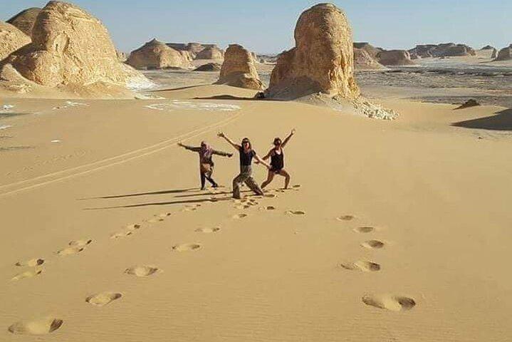 5-Day Bahariya, White Desert, Dakhla, Kharga & Luxor Tour