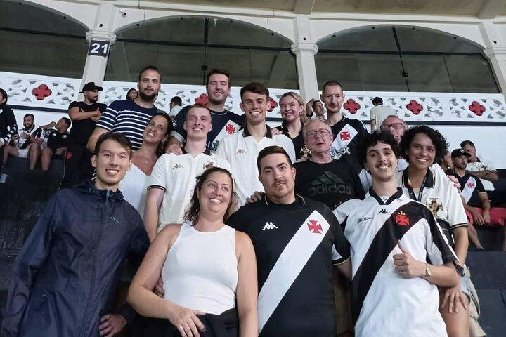 Rio de Janeiro: Join a Vasco da Gama soccer game with local guide