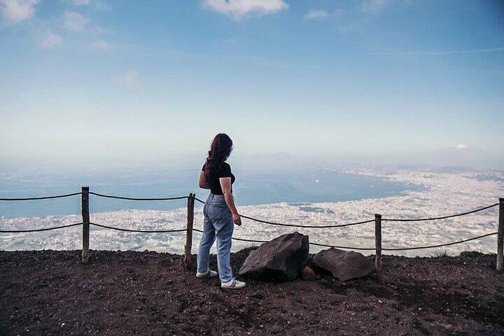 3 Day Vesuvius, Pompeii and Amalfi Small-Group Tour from Rome
