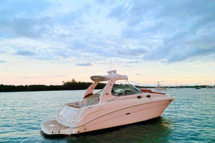 Private Miami Captained Yacht Rental: Sunset Options
