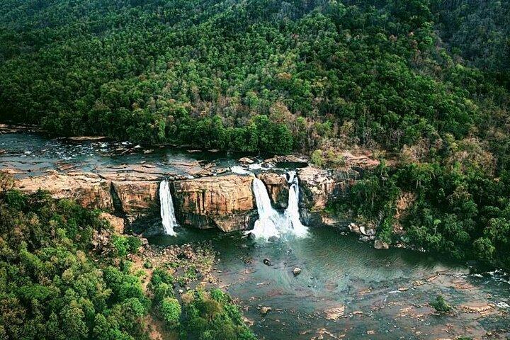 Day Trip to Athirappilly Water Falls by Kochi Taxi