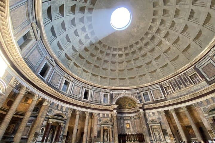 Rome’s Ancient Temple: Pantheon Audio Guide (with Optional Entry)