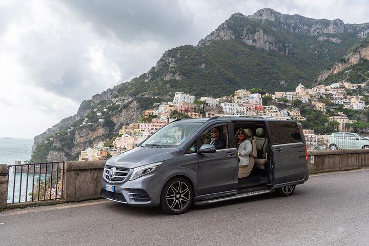Affordable Private Luxury Limousine from Rome to Positano