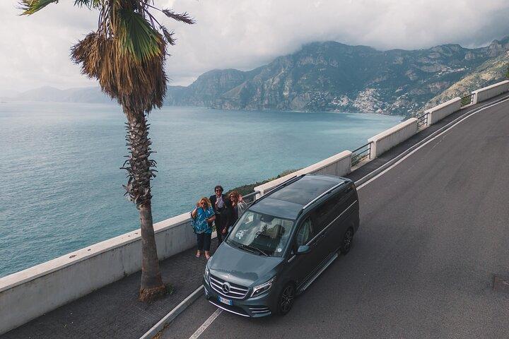 Affordable Private Luxury Limousine from Rome to Positano