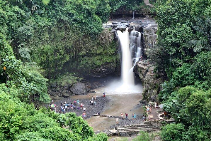 Bali: Barong Dance, Rice Terrace, Volcano, Temple, Waterfall Tour