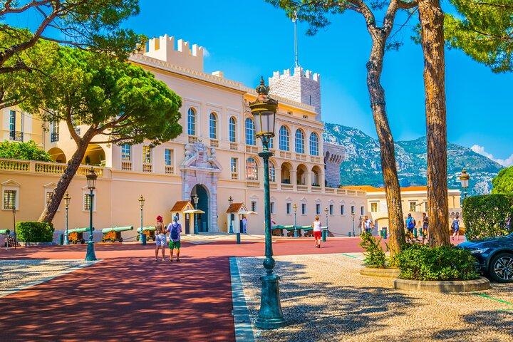 Half Day Shared Tour in Eze, Monaco and Monte Carlo
