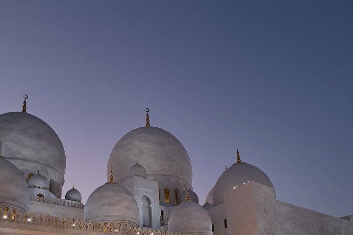 Private Vehicle Full Day Abu Dhabi With Driver