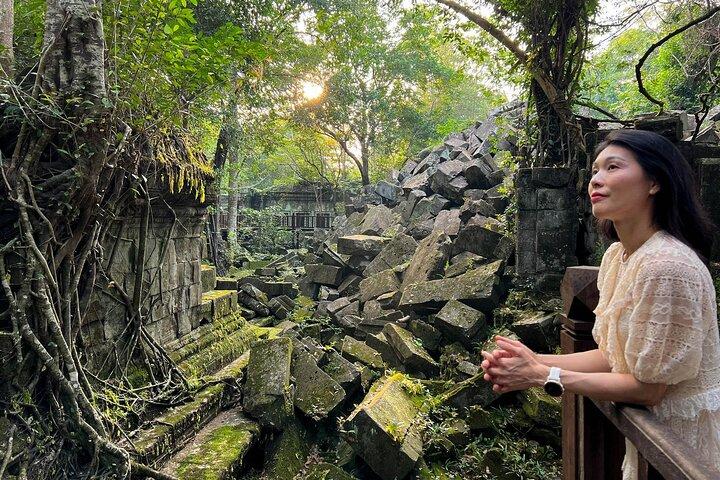From Siem Reap: Angkor Wat and Floating Village 3-Day Trip