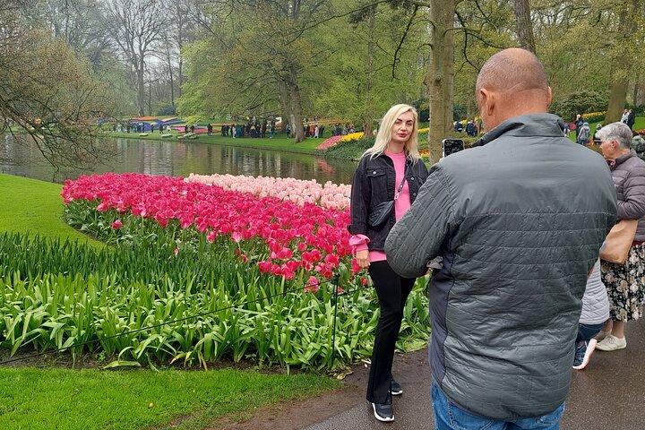 Private Tour Keukenhof Gardens + Tulperij Tulip Experience