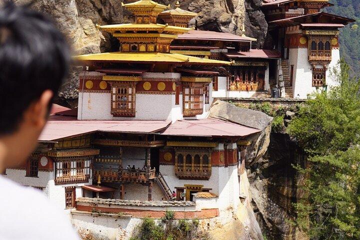 6 Day Bhutan Cultural Escape | Thimphu, Punakha, Phobjikha & Paro