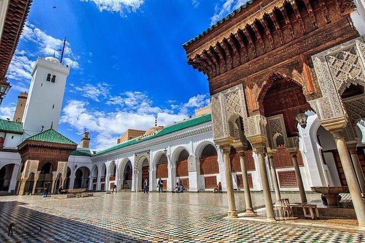 Casablanca to Fez Private Guided Day Trip with lunch