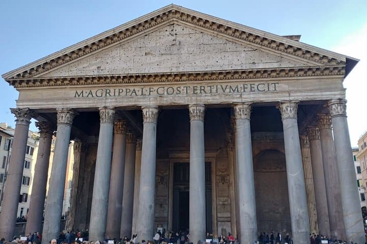 Underground Trevi Fountain + Pantheon/Spanish Steps -PRIVATE TOUR