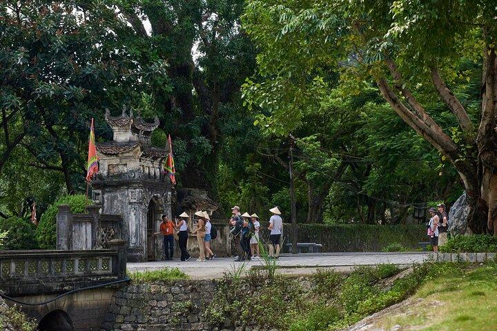 Ninh Binh Luxury Full Day Tour with Biking and Boat Trip