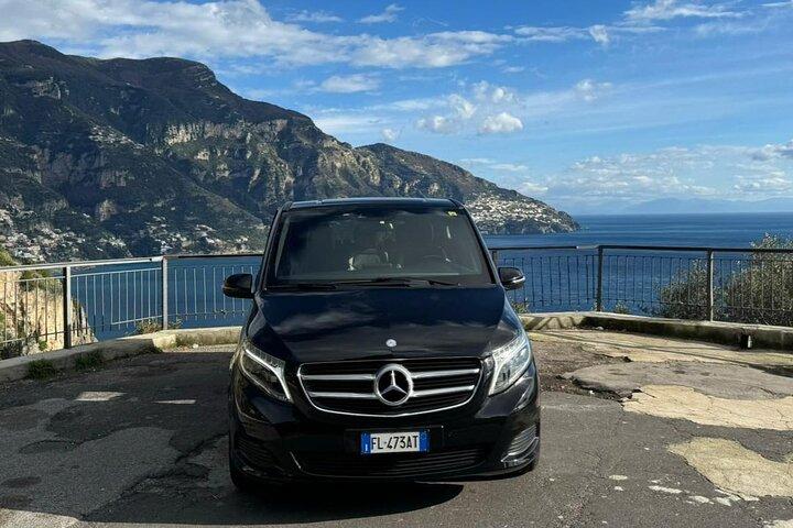 Transfer Naples to Positano (stop Pompeii option) or vice versa