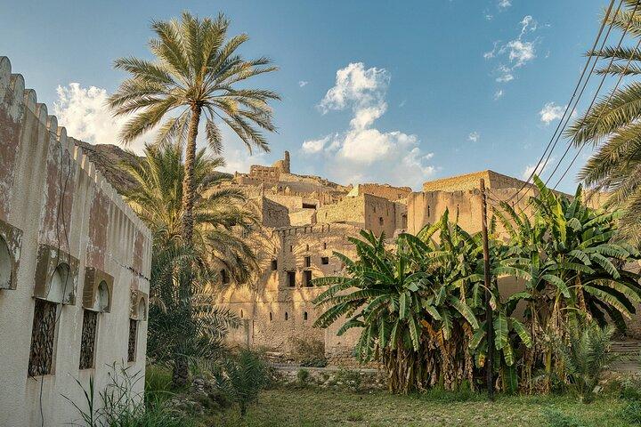Enjoy the beauty of Fanja, Samail، Izki & Nizwa on a special trip