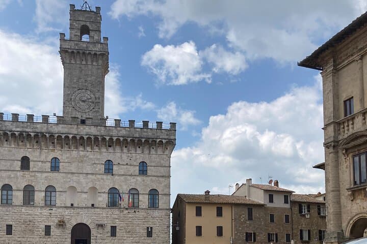 From Rome to Florence with a stop in Montepulciano