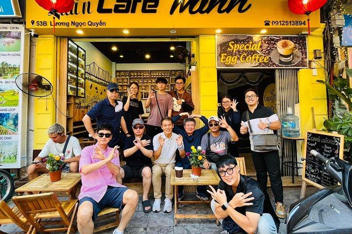 Private Half-Day Hanoi Food Tour by Motorbike