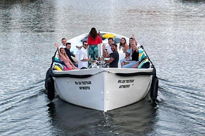 Private MAS Antwerp Aperitif Cruise (8 - 12 Guests)
