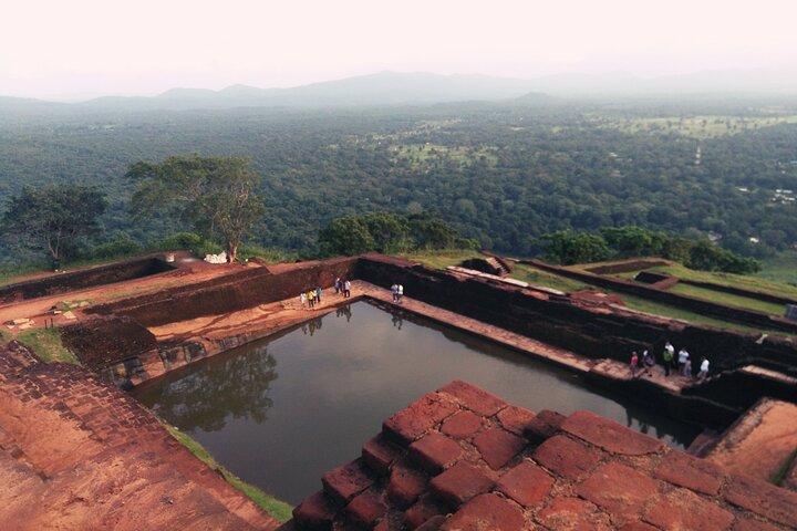 Dambulla, Sigiriya and National Park Safari Tour from Kandy