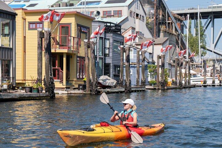 Granville Island Vancouver Kayak Tour with Coffee & Snacks (3hrs)