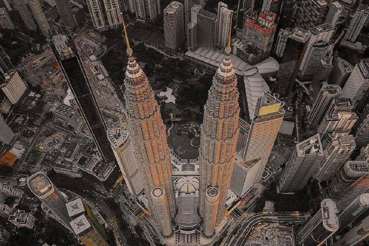 From Port Klang Petronas Twin Tower Batu Caves & KL City Tour