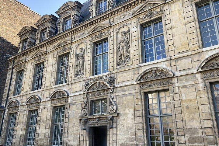 Small Group Marais/Place des Vosges Walking Tour -10 people max