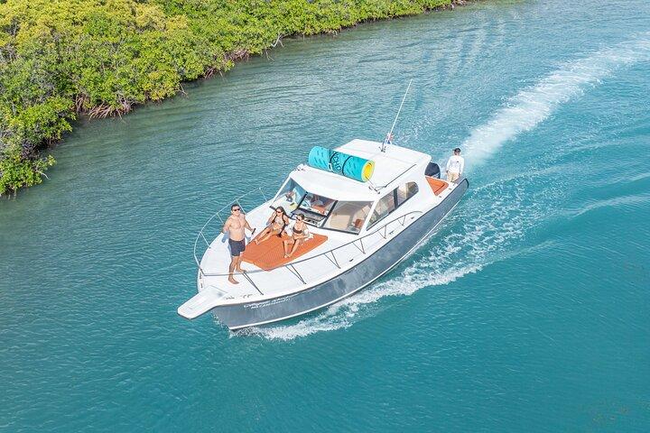 Exclusive Isla Mujeres and Cancun Private Yacht Tour