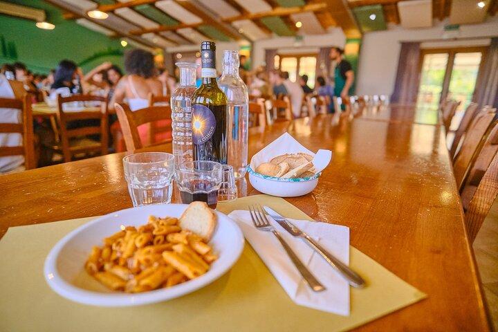 Tuscany Tour: Pisa, Siena, San Gimignano + Lunch & Wine Pairing