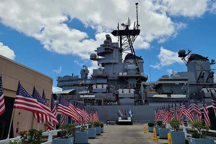 Pearl Harbor: USS Arizona Memorial and Battleship Missouri Tour
