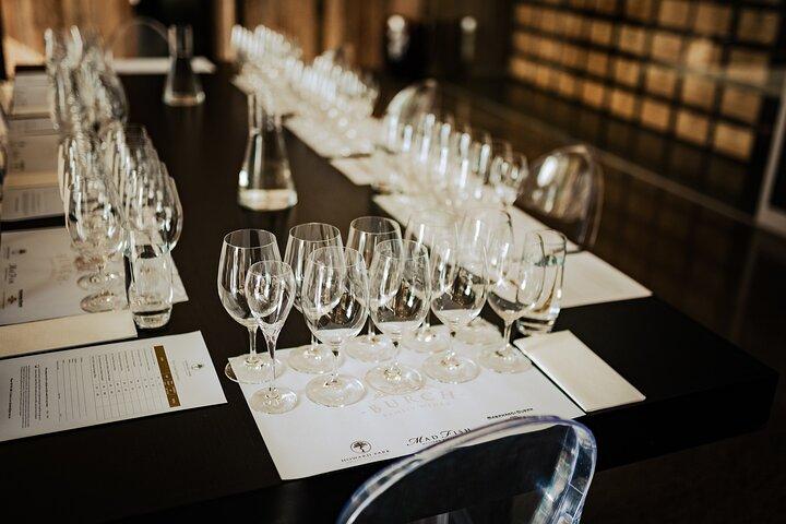 Premium Winery Tour with Tannin Road (Departs Margaret River)