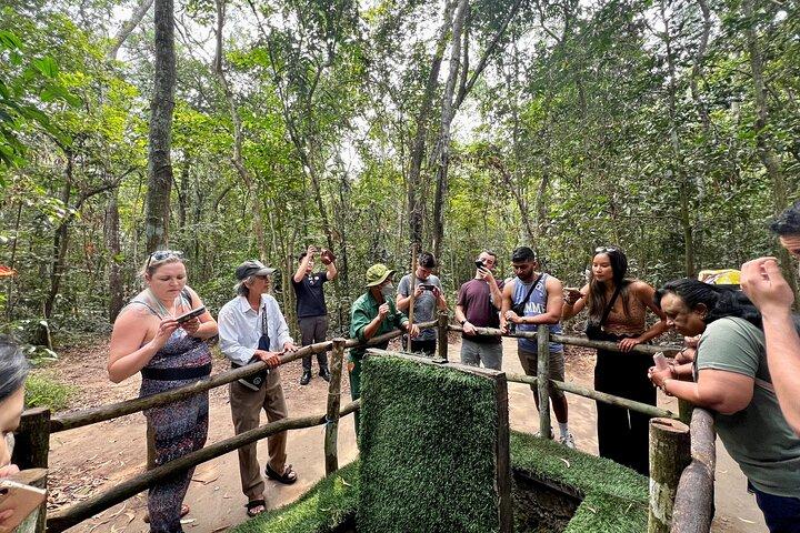 Vietnam Classic Day Tour in Ho Chi Minh with Cu Chi Tunnels