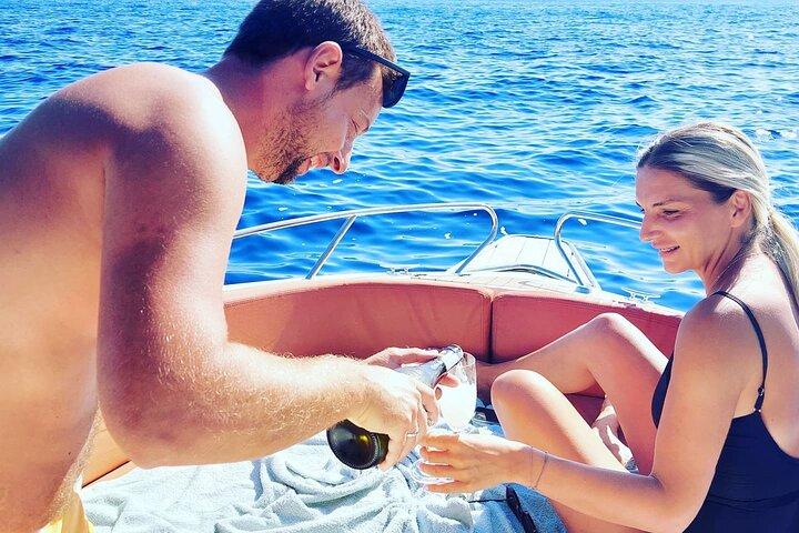 Private 4h Boat Tour Elaphite Islands with Barracuda 545