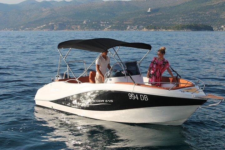 Private 4h Boat Tour Elaphite Islands with Barracuda 545