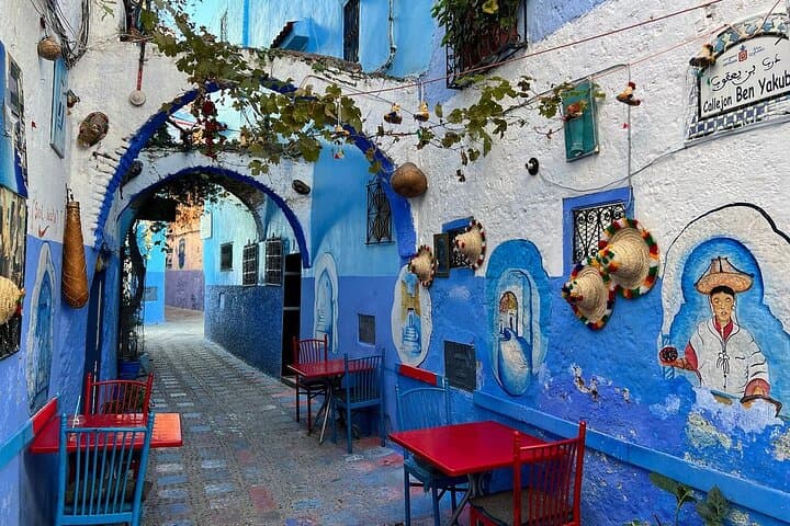 Day Trip to Chefchaouen From Fez with Local Expert