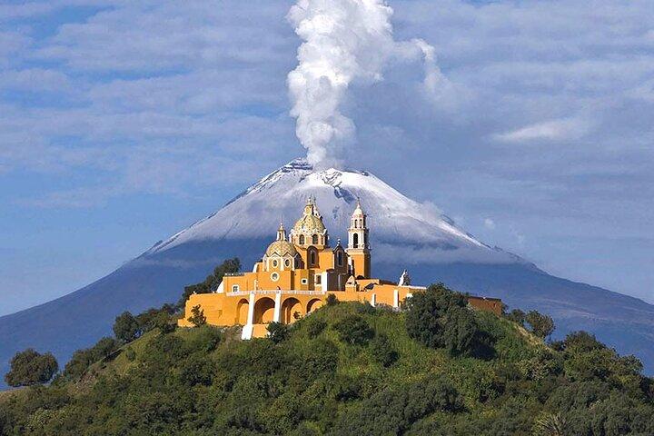 From Mexico City: Cholula and Puebla Day Tour