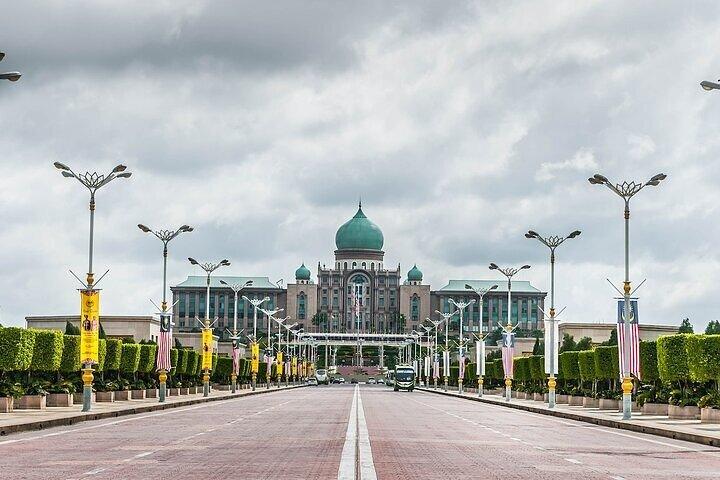 Putrajaya City Tour From Kuala Lumpur