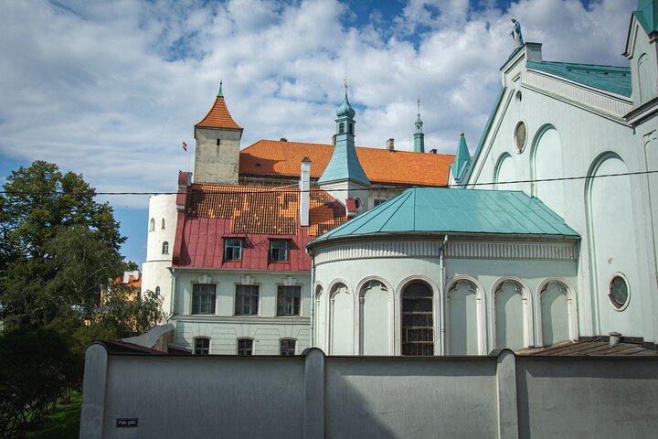 Old Riga walking tour with a local